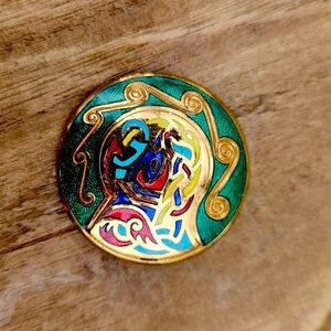 Vintage Irish Tara Ware Celtic Enamel Brooch/Pendent